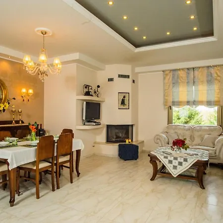Anthira Villa